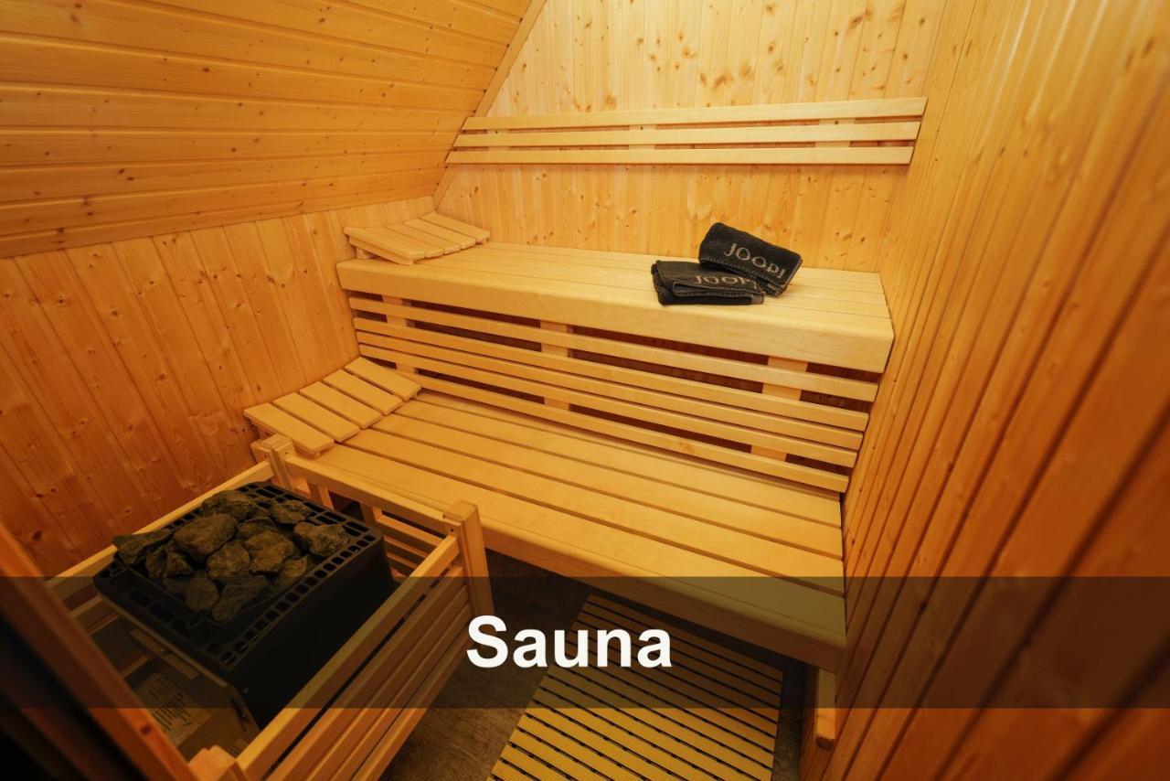 Ostseelagune Zingst, Exklusive Dhh, Strandnah, Sauna, Kamin, 3 Sz, 2 Baeder, Glasfaser, Haustierfrei, Garten Mit Suedterrasse, E-Ladesaeule, 2 Stellplaetze, Strandkorb, Fahrradschuppen, Waschmaschine, Trockner, Nichtraucher エクステリア 写真