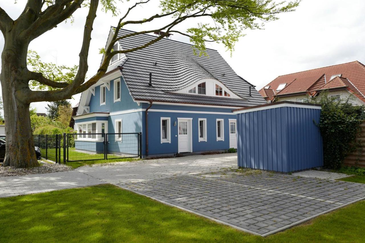 Ostseelagune Zingst, Exklusive Dhh, Strandnah, Sauna, Kamin, 3 Sz, 2 Baeder, Glasfaser, Haustierfrei, Garten Mit Suedterrasse, E-Ladesaeule, 2 Stellplaetze, Strandkorb, Fahrradschuppen, Waschmaschine, Trockner, Nichtraucher エクステリア 写真